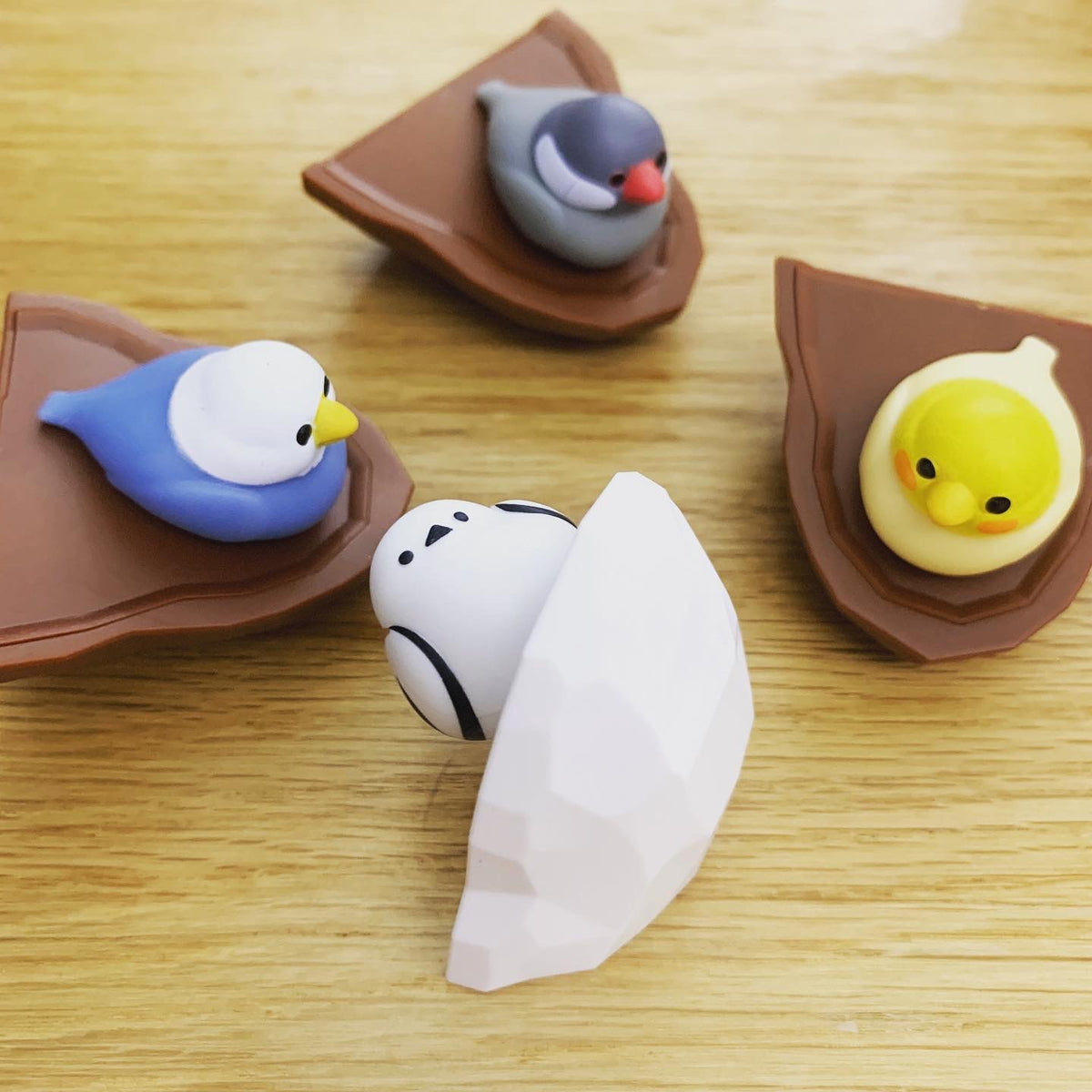 BITTE 雀鳥磁吸橡筋圈收納座