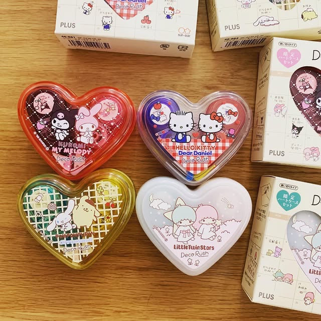 PLUS x SANRIO限定心形盒Decorush印花套裝